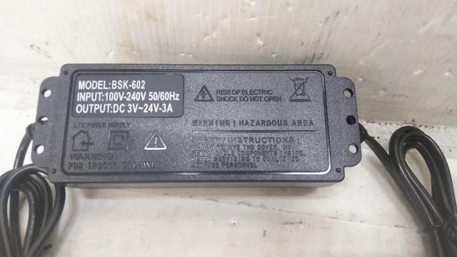 △値下げしました!!△【WG】メーカー不明 MODEL:BSK-602 ADAPTER POWER REGULATED