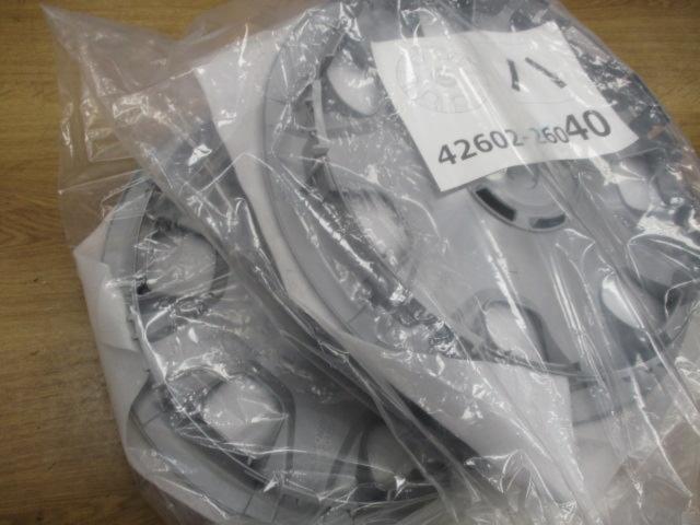 TOYOTA
Hiace / 200 system
Original wheel cap