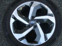 スバル純正(SUBARU) フォレスター/SK5 アドバンス 後期 純正ホイール + BRIDGESTONE BLIZZAK DM-V3(2023年製造)