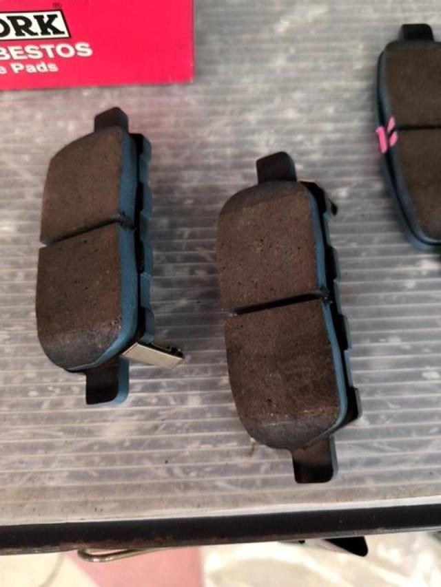 PITWORK
(Pit work)
AY060-NS050
Disk pad