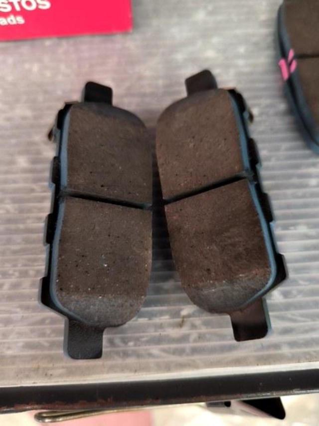 PITWORK
(Pit work)
AY060-NS050
Disk pad