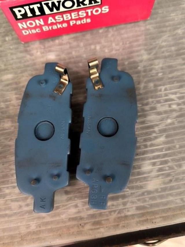 PITWORK
(Pit work)
AY060-NS050
Disk pad