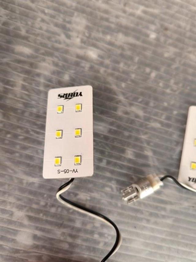 YOURS Toyota Exclusive
Specially designed
LED
Vanity lamp