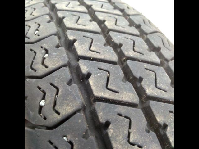 [Only two]
YOKOHAMA
(Yokohama)
SUPER
VAN
356
(145 / 80R12
80 / 78N
LT)