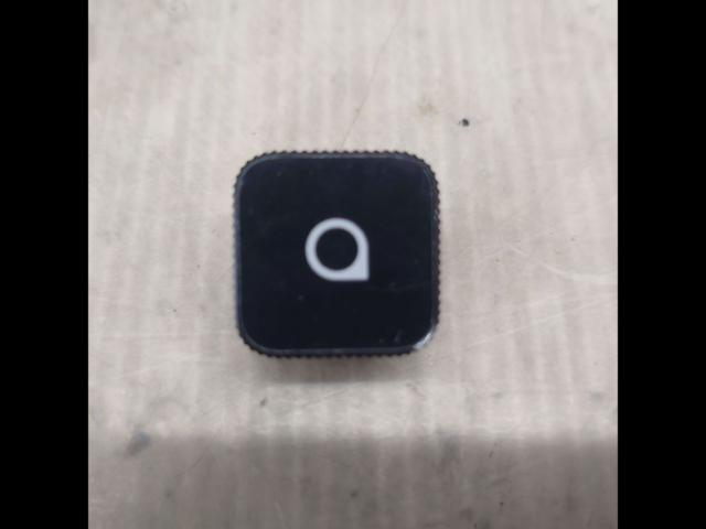 Ottocast Mini
slim
USB-C
Wireless CARPLAY & ANDROID
AUTO
Adapter