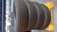 DUNLOPSP175N
107 / 105N
LT