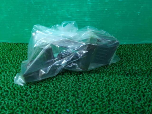 Unknown Manufacturer
Rear maintenance stand