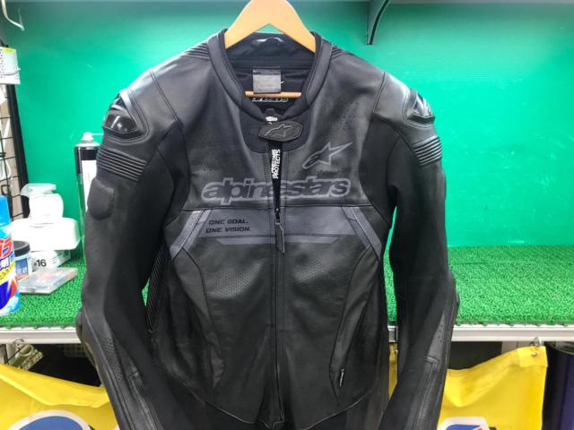 Alpinestars
missile
V2
Ignition
Leather suits