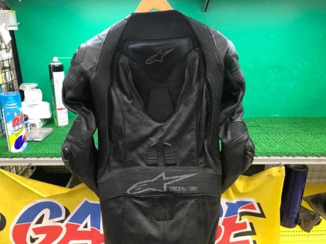 Alpinestars
missile
V2
Ignition
Leather suits
