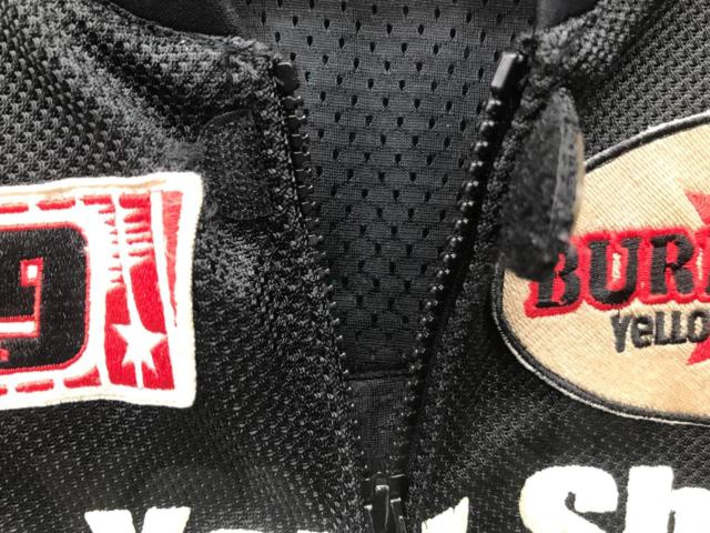 YellowCorn
Mesh jacket