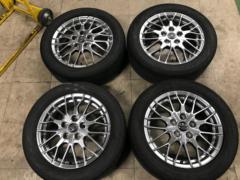 TOYOTA
80 Noah / Voxy
Genuine BBS wheel
+
YOKOHAMA
BluEarth
RV03