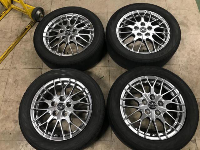 TOYOTA
80 Noah / Voxy
Genuine BBS wheel
+
YOKOHAMA
BluEarth
RV03