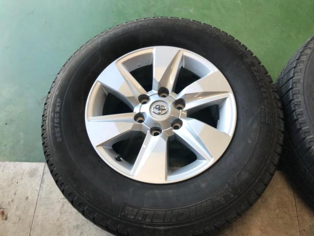 TOYOTA
150 series Land Cruiser Prado late genuine wheel
+
MICHELIN
LATITUDE
Tour