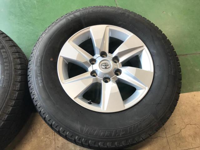 TOYOTA
150 series Land Cruiser Prado late genuine wheel
+
MICHELIN
LATITUDE
Tour