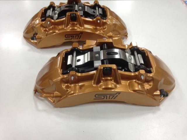 Pleiades
STI genuine 6-piston brake calipers