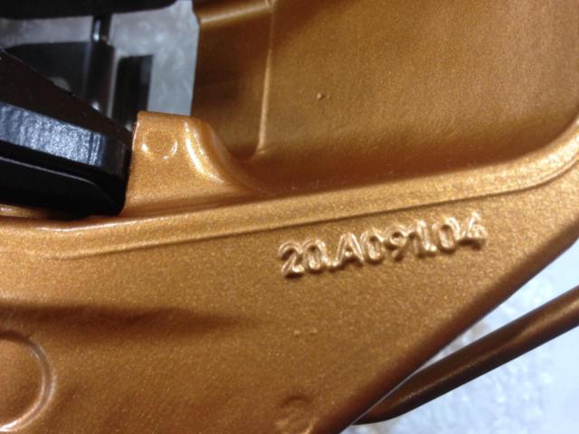 Pleiades
STI genuine 6-piston brake calipers