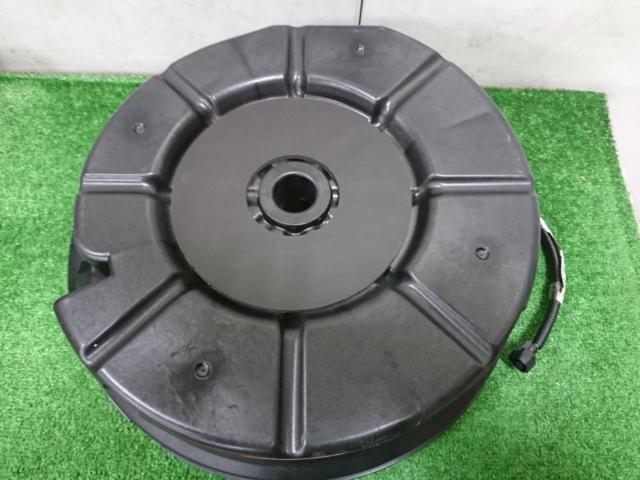 BOSE
Mazda options
Subwoofer