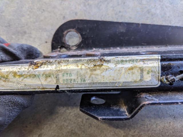 RECARO シートレール