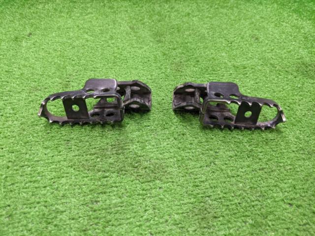 YAMAHA
Serow genuine footrest