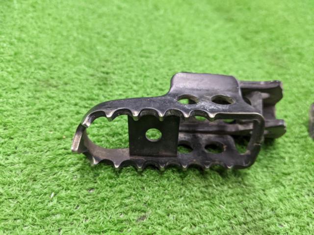 YAMAHA
Serow genuine footrest