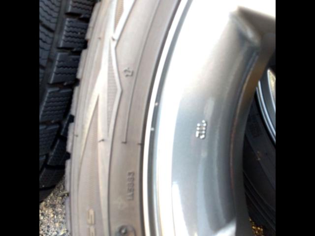 *This product is for wheels only. Suzuki genuine Kei
Works
Original aluminum wheel