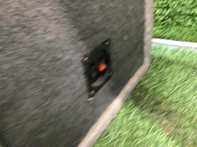 WK
Sound system + speaker box set