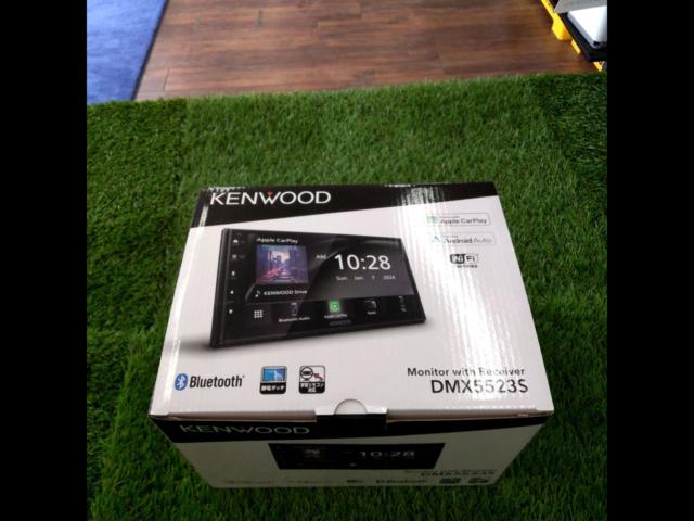 KENWOOD DMX5523SD
Display audio