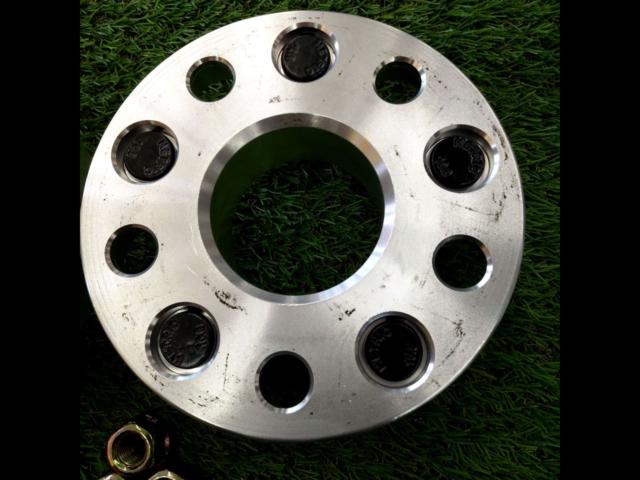 Durax114.3-5H
M12 × P1.5
Wide tread spacer