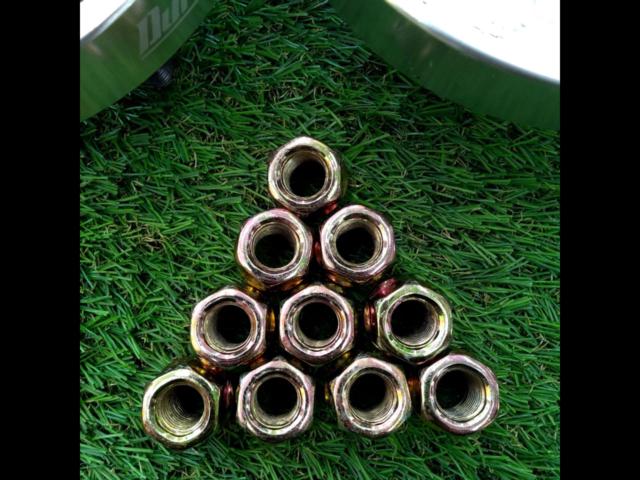 Durax114.3-5H
M12 × P1.5
Wide tread spacer