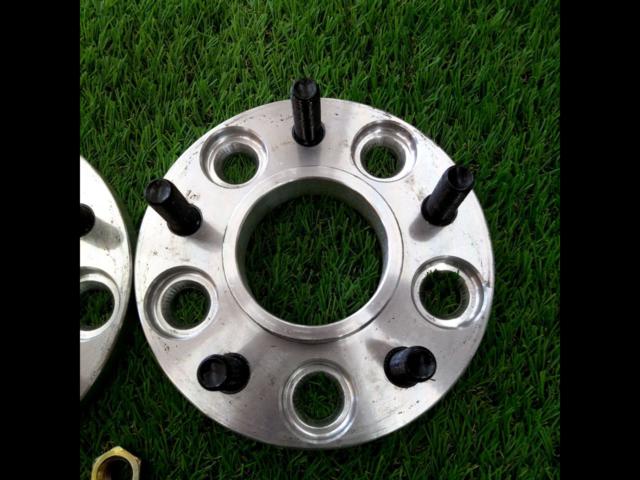 Durax114.3-5H
M12 × P1.5
Wide tread spacer