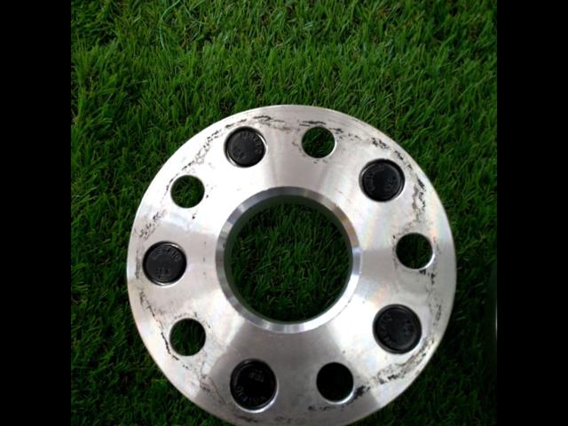 Durax114.3-5H
M12 × P1.5
Wide tread spacer