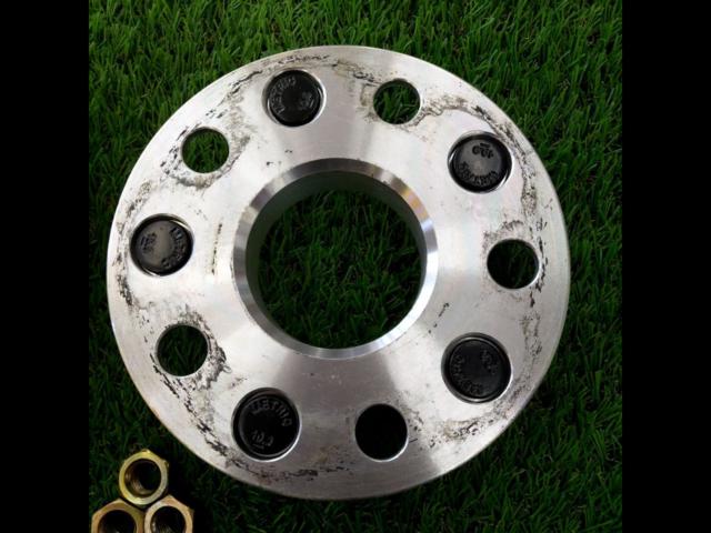 Durax114.3-5H
M12 × P1.5
Wide tread spacer