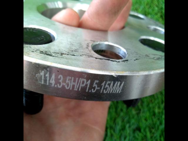 Durax114.3-5H
M12 × P1.5
Wide tread spacer