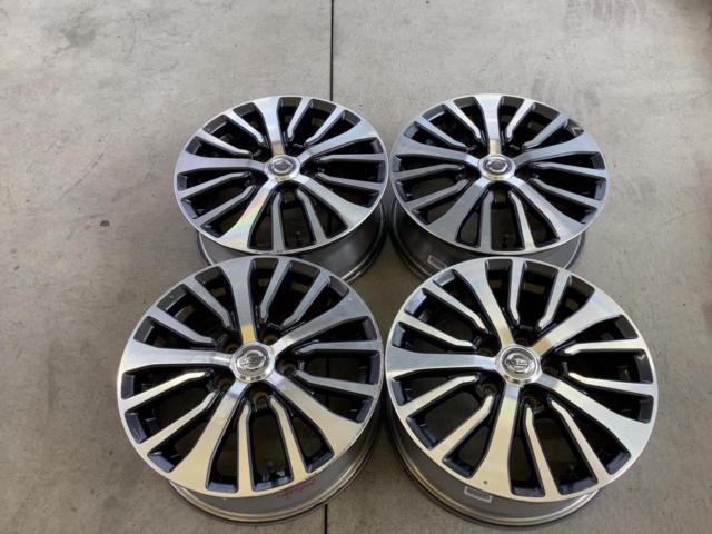 Genuine Nissan parts
C26
Serena late
Original wheel