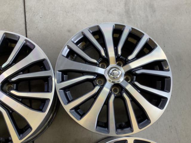 Genuine Nissan parts
C26
Serena late
Original wheel