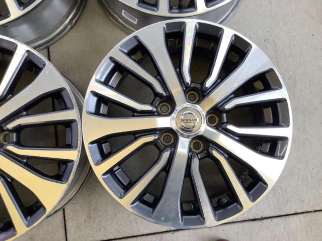 Genuine Nissan parts
C26
Serena late
Original wheel