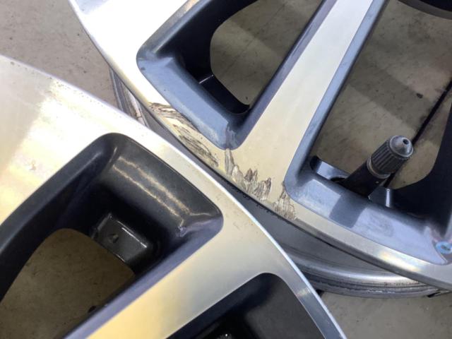 Genuine Nissan parts
C26
Serena late
Original wheel