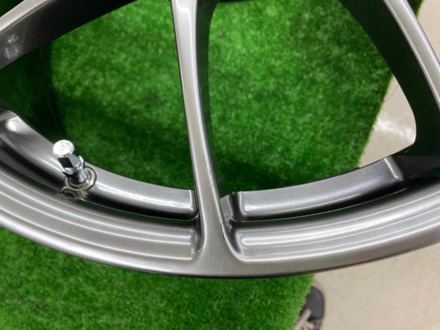 BBS (Bee-Bees)
RF531