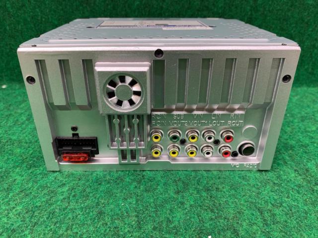 Translation
KASUVAR
KAR7D 7-inch Display Audio
Apple
CarPlay/DVD/CD/Bluetooth/SD/USB/Tuner