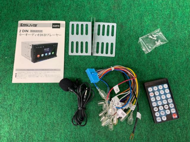 Translation
KASUVAR
KAR7D 7-inch Display Audio
Apple
CarPlay/DVD/CD/Bluetooth/SD/USB/Tuner