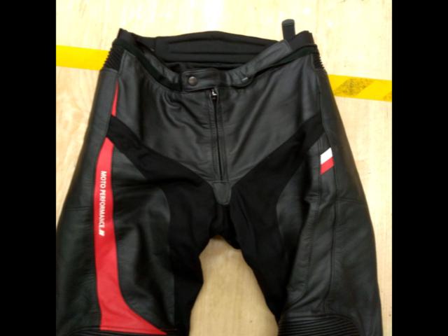 KUSHITANI Feeder Ride Pants
K1066
L / 2W size