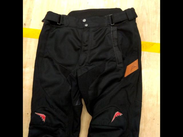 KUSHITANI Pulse Mesh Bottoms
K-2173
L size