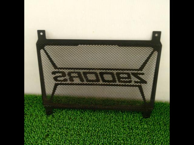 Unknown manufacturer radiator core guard