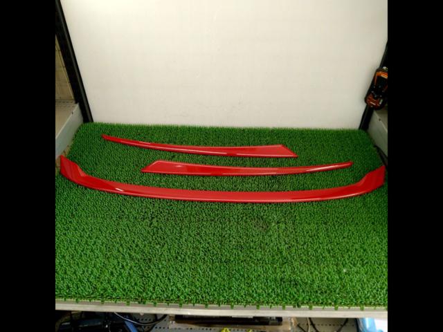 Genuine Honda Civic Type R front grille garnish