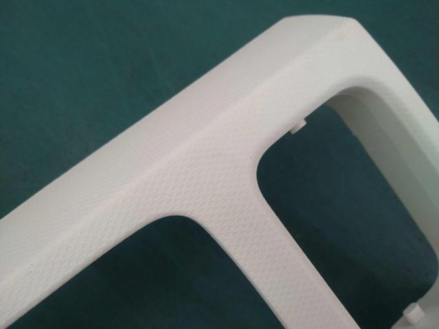 SUZUKI (Suzuki)
Original audio panel with irregularly shaped audio CD tuner
Product code: DEH-2048zs