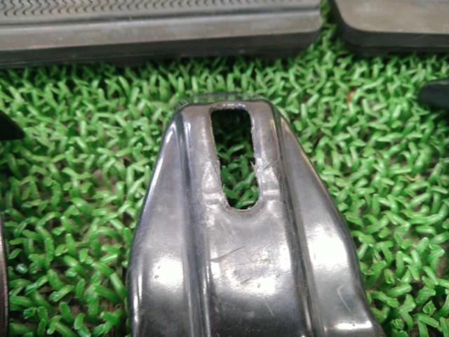 TERZO (Teruttsu~o)
Holder Set
Part number: EH449