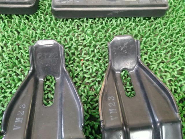 TERZO (Teruttsu~o)
Holder Set
Part number: EH449