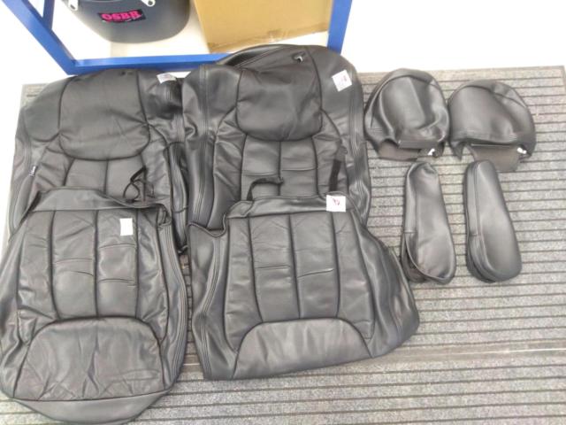 CLazzio 20 series
Velfire
Seat Cover