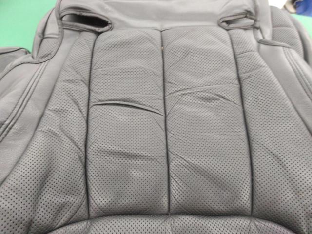 CLazzio 20 series
Velfire
Seat Cover