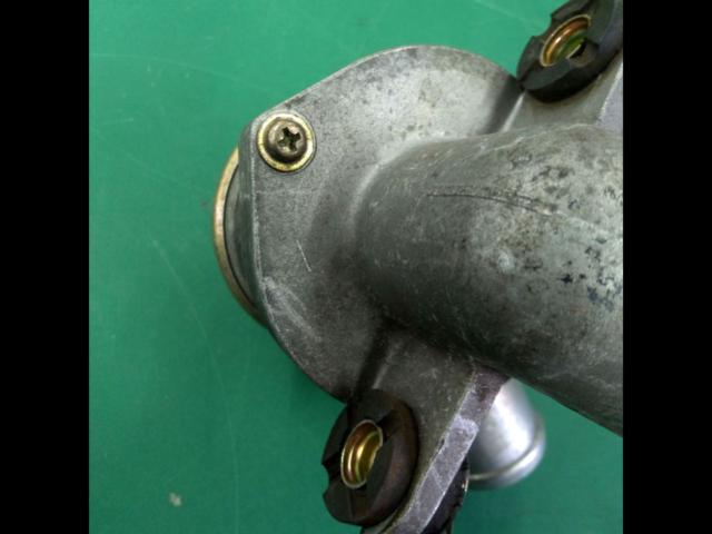 Nissan genuine
Silvia S15 / SR20DET
Blow of valve